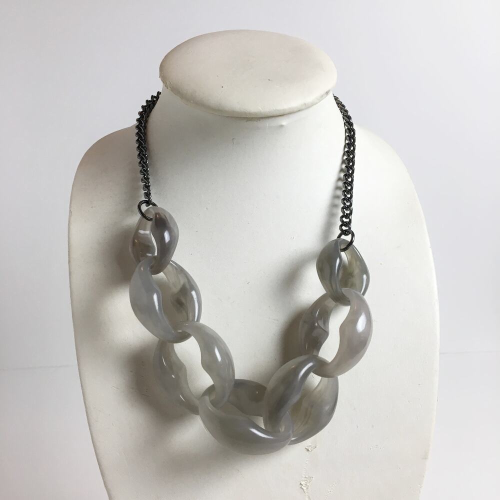 LOFT grey large resin chain link statement necklace